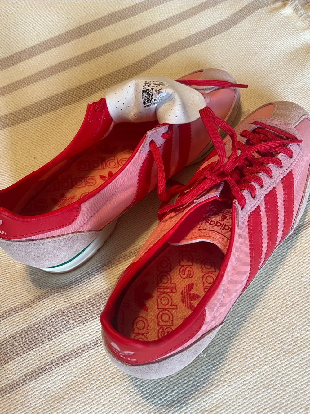 adidas originals SL72- Pink and Red Retro Running Sneakers